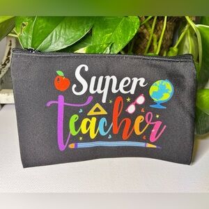 💜4for$20💜 Teacher Quote Pouch